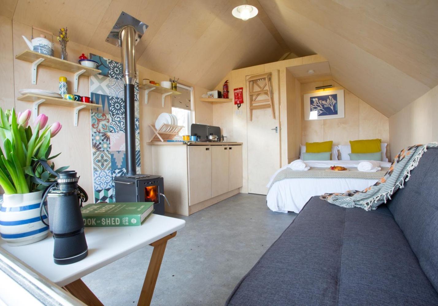 St Oswald Beach Hut 阿尔恩茅斯 外观 照片