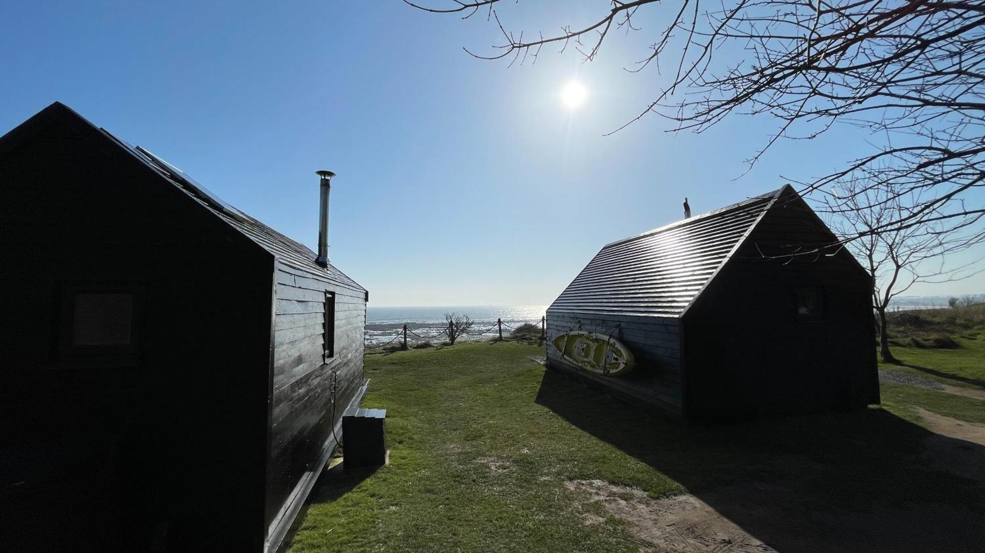 St Oswald Beach Hut 阿尔恩茅斯 外观 照片