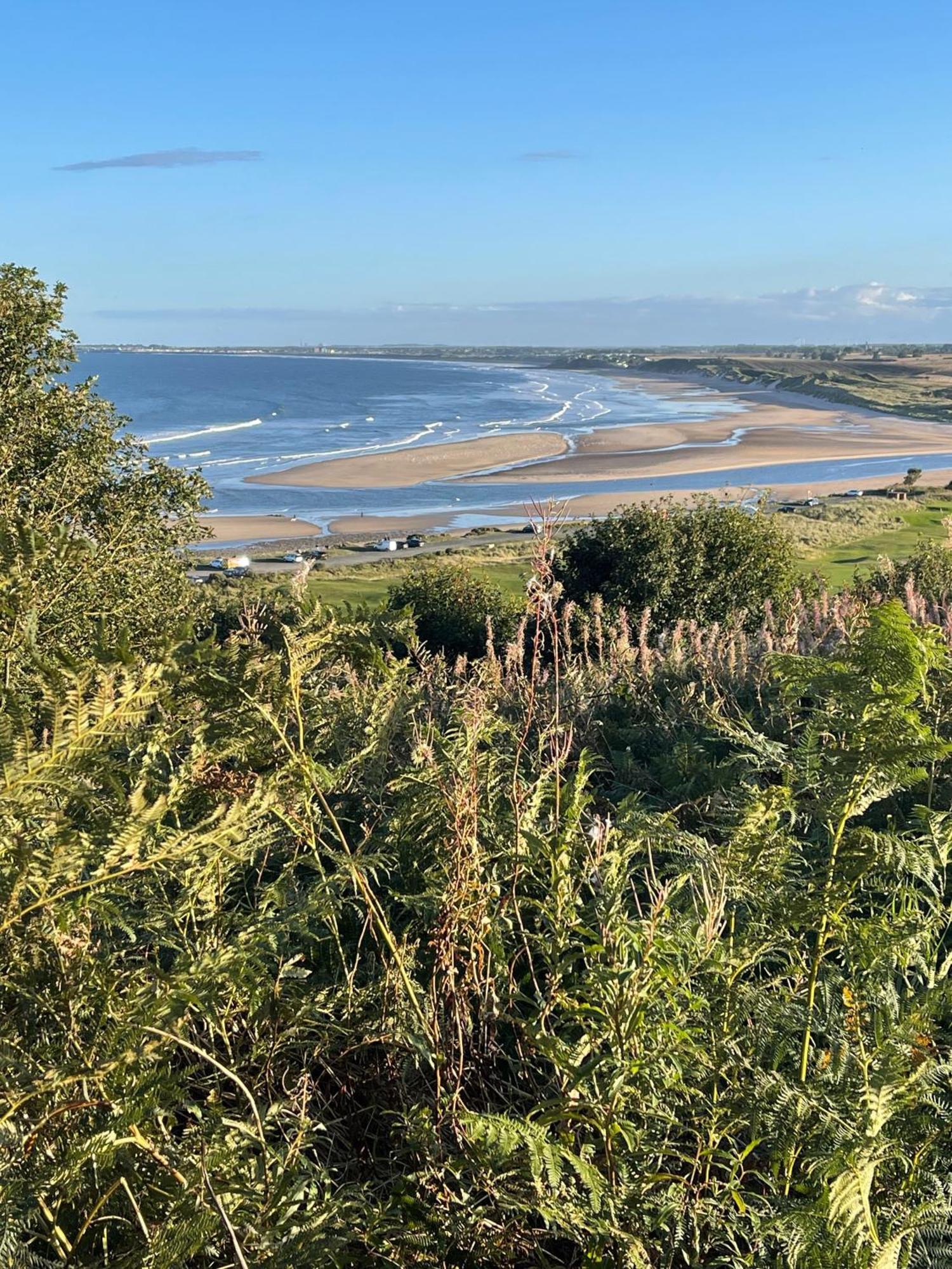 St Oswald Beach Hut 阿尔恩茅斯 外观 照片